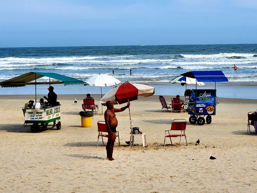 Weekend Trip to the Beach - Solange Isaacs. 