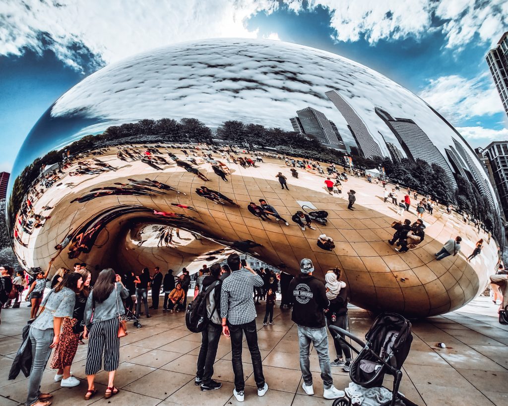 Cloud Gate - Iconic Sculpture in Millennium Park