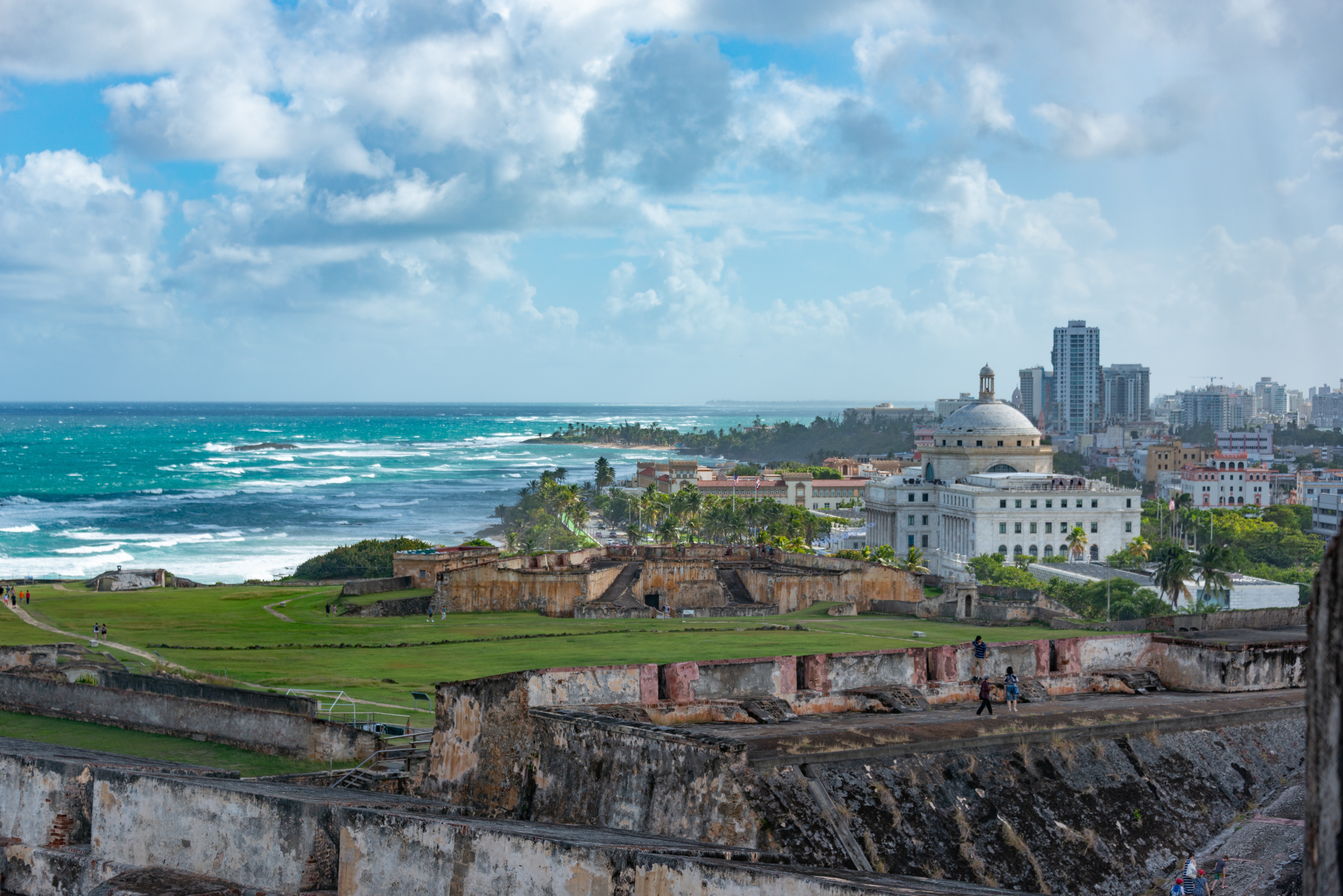 Experiencing the Enchanting Wonders of Puerto Rico: A 24-Hour Journey through Paradise. Author Solange Isaacs.